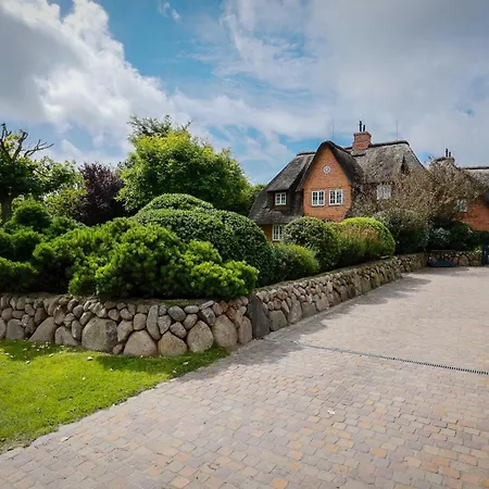 Royal בית נופש