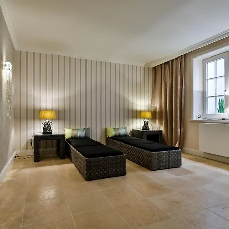 Royal בית נופש