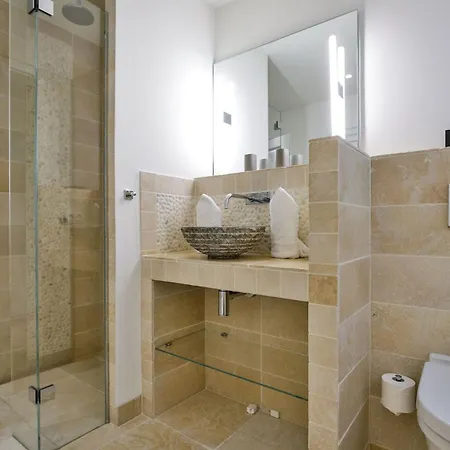 בית נופש Royal *