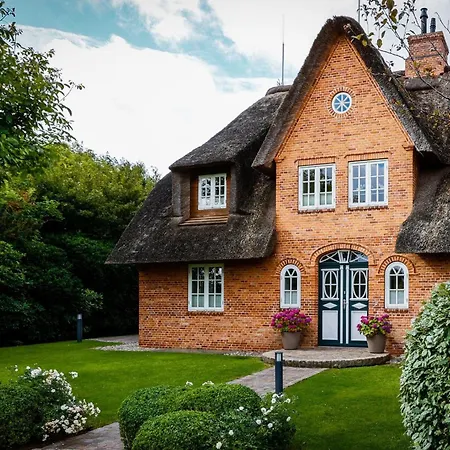 Royal בית נופש *