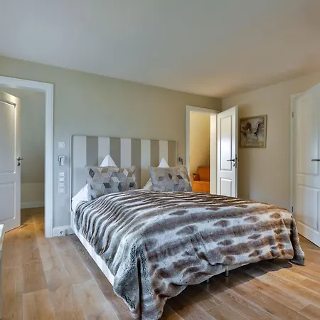 Royal * קייטום