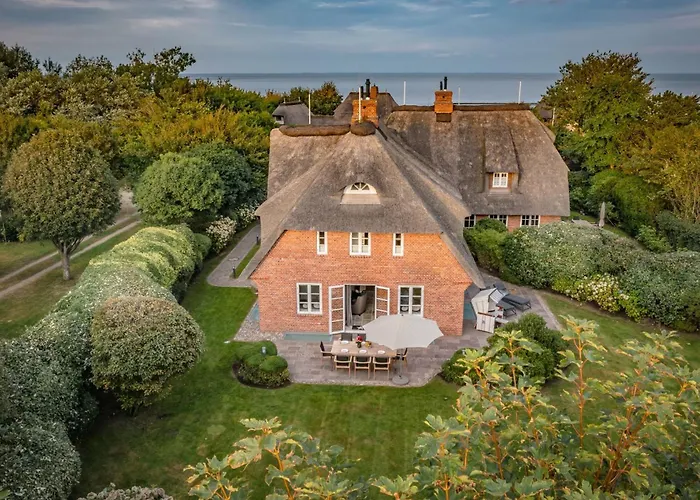 Semesterbostad Royal *